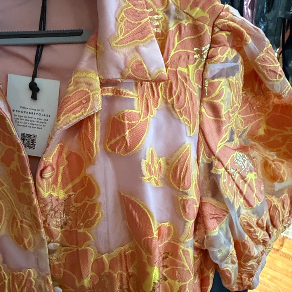 Elegant Floral Maxi Dress in Pink and Orange - Picture 3 of 5